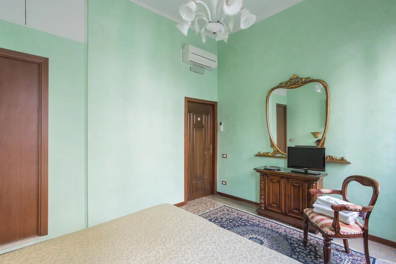 Bed and Breakfast Bb Venezia 0*,