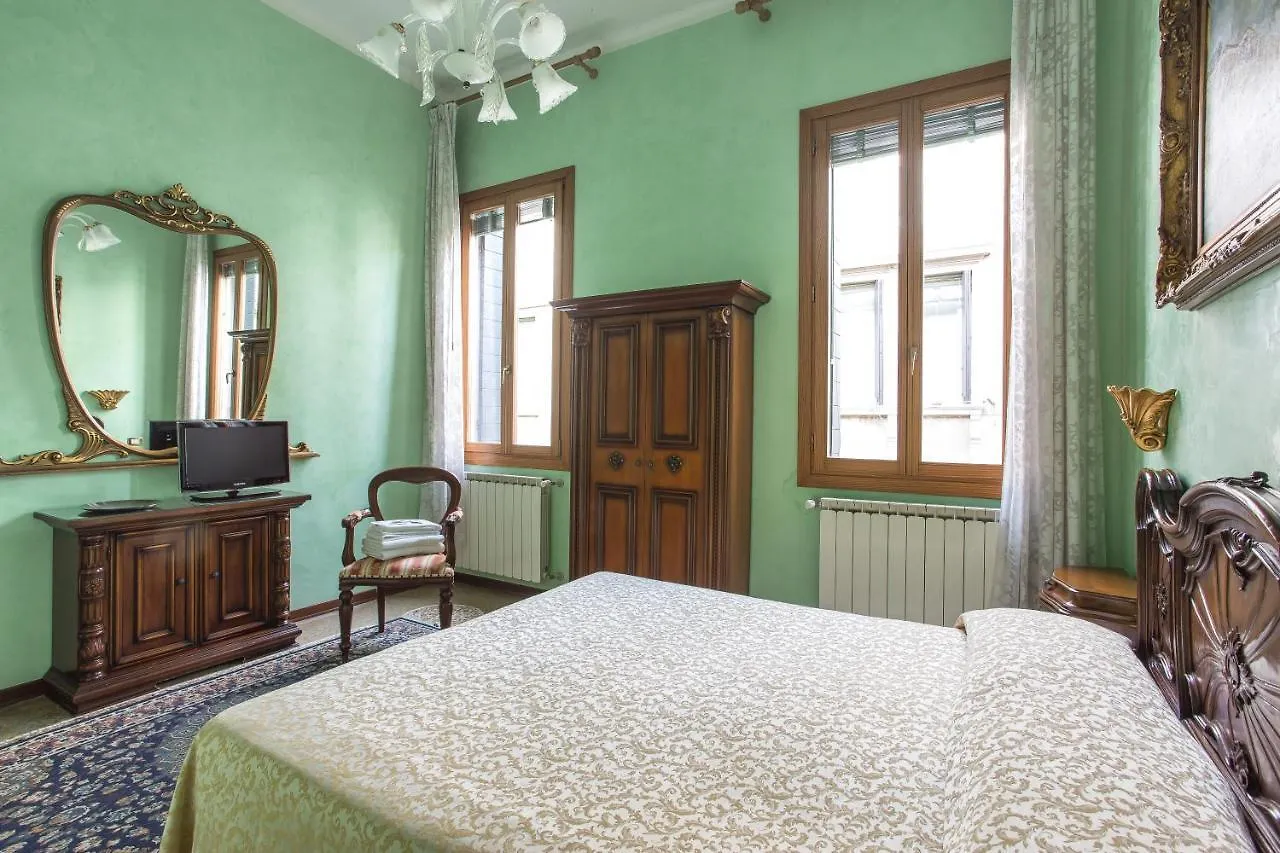Bed & Breakfast Bed and Breakfast Bb Venezia Italia