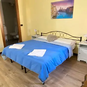  Affittacamere House