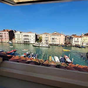  Affittacamere Residenza La Veranda A Rialto