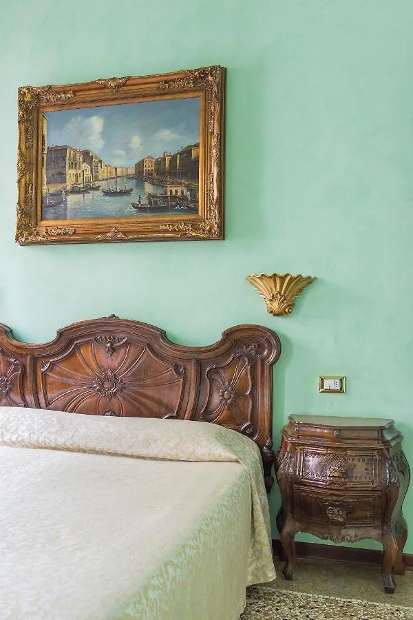 Bed and breakfast Bb Venezia Couette-café